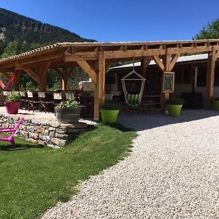 Camping Calme Et Nature Castellane Exterior foto