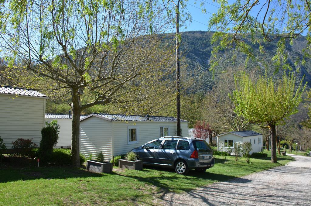 Camping Calme Et Nature Castellane Quarto foto